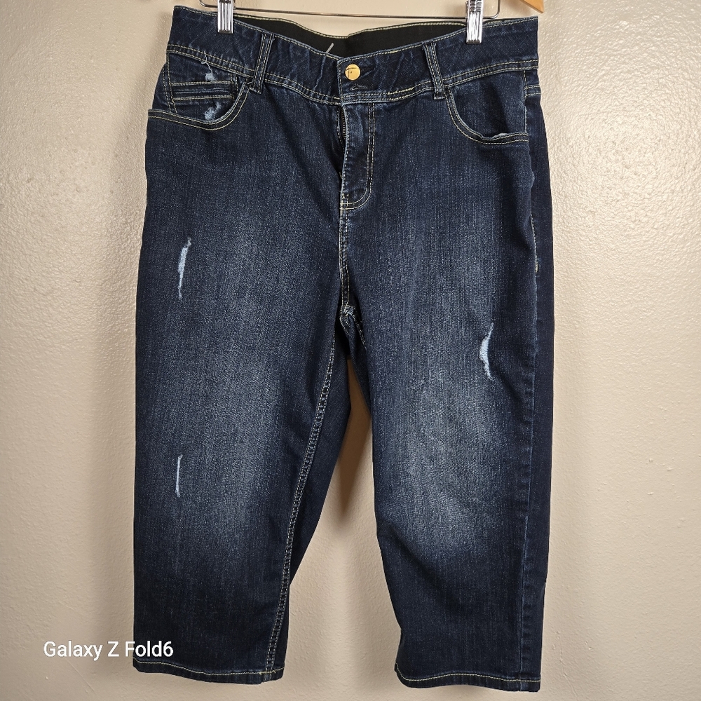 Lane Bryant Capri Jeans Size 16 Dark‎ Wash Tighter Tummy Stretch Denim Mid Rise